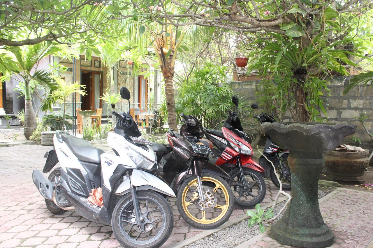 Green Palm Homestay BALI Exterior photo